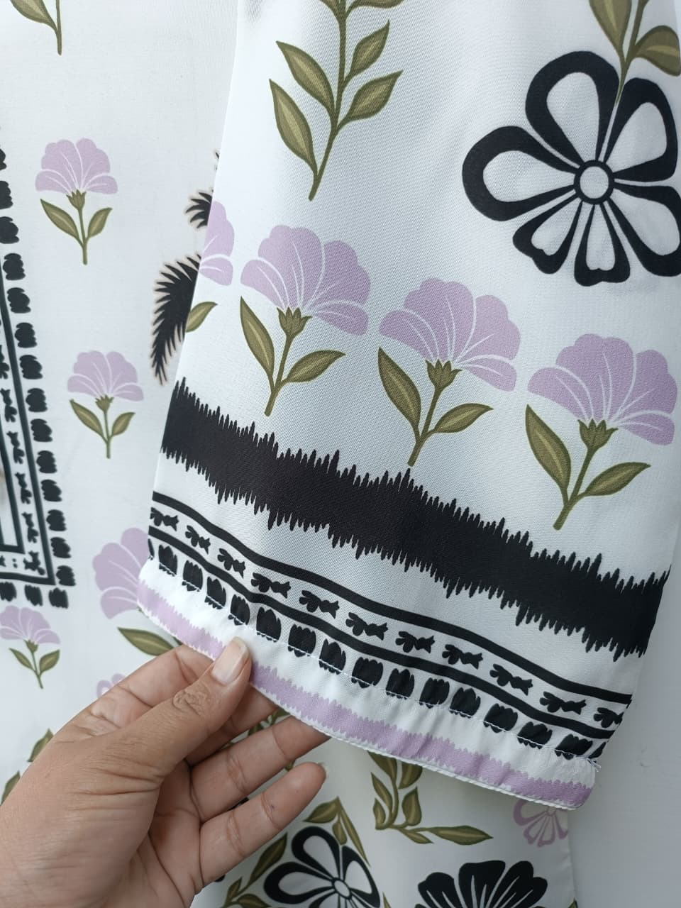 ARMAAN (WHITE & LILAC) - Image 5