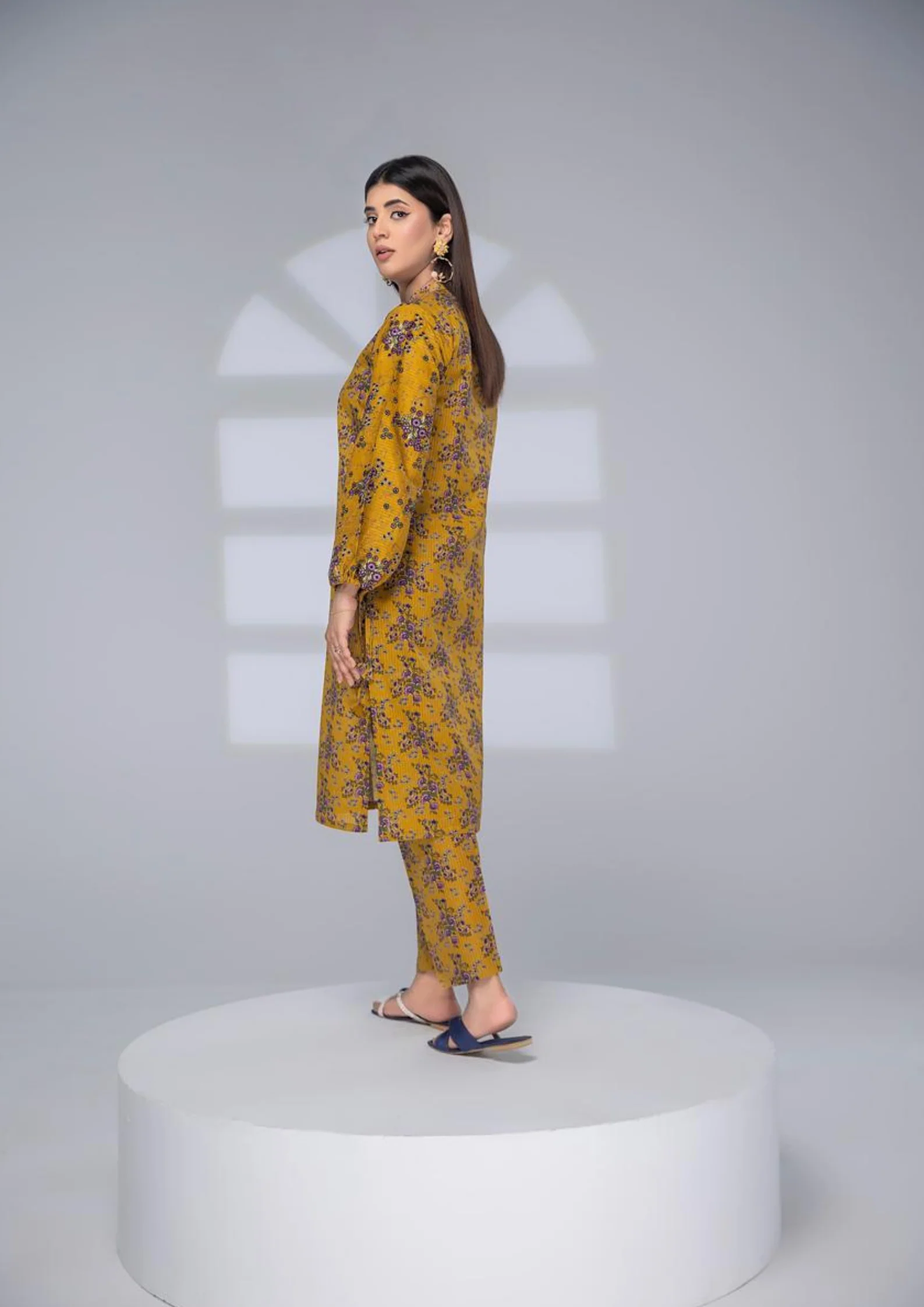 FESTIVE CO ORDS 8 - Image 4